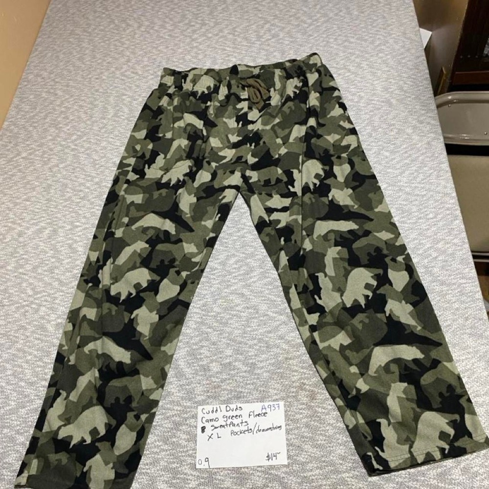 Cuddl Duds green camo fleece sweatpants XL with drawstring SKU-A937#camouflage